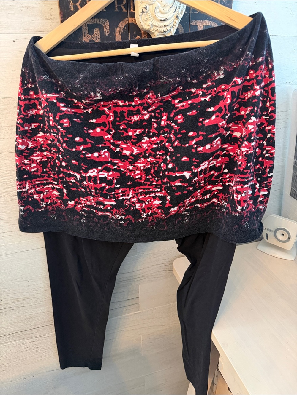 Legacy Black Skirted Leggings with Red and White Abstract Print